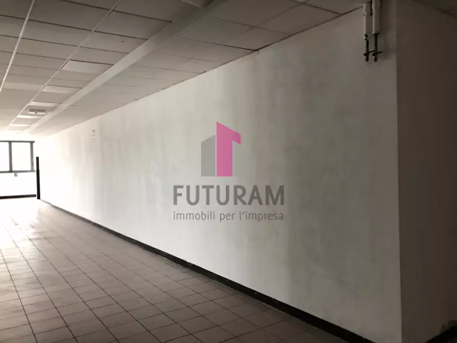 Immagine 8 di Ufficio in affitto  in Via Fermi a Piazzola Sul Brenta