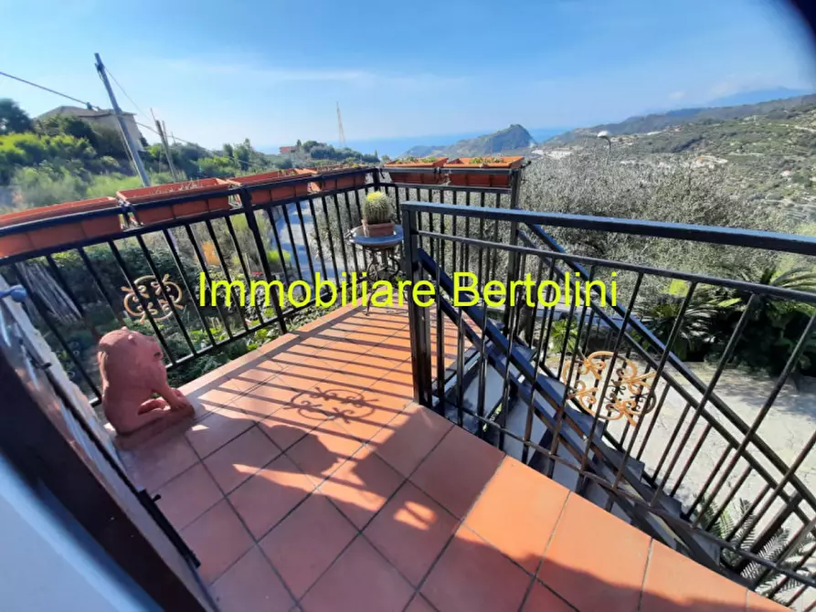 Immagine 4 di Villa in vendita  in BORDIGHERA Sasso a Bordighera