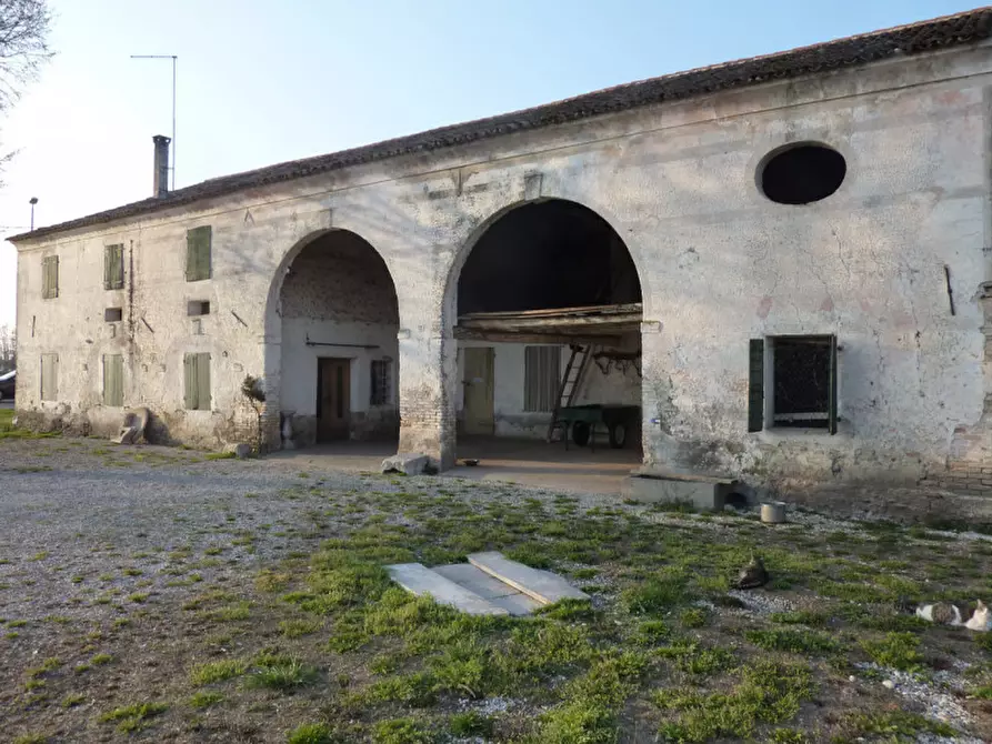 Immagine 2 di Rustico / casale in vendita  in via marconi 100 a Villorba