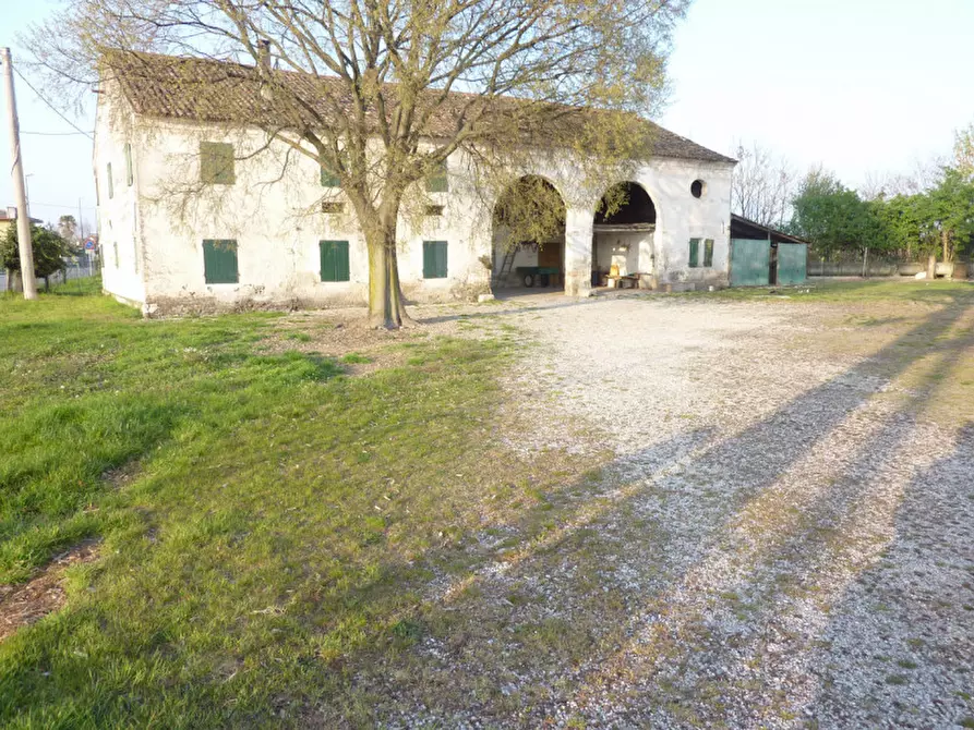 Immagine 6 di Rustico / casale in vendita  in via marconi 100 a Villorba