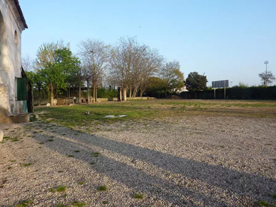 Immagine 13 di Rustico / casale in vendita  in via marconi 100 a Villorba