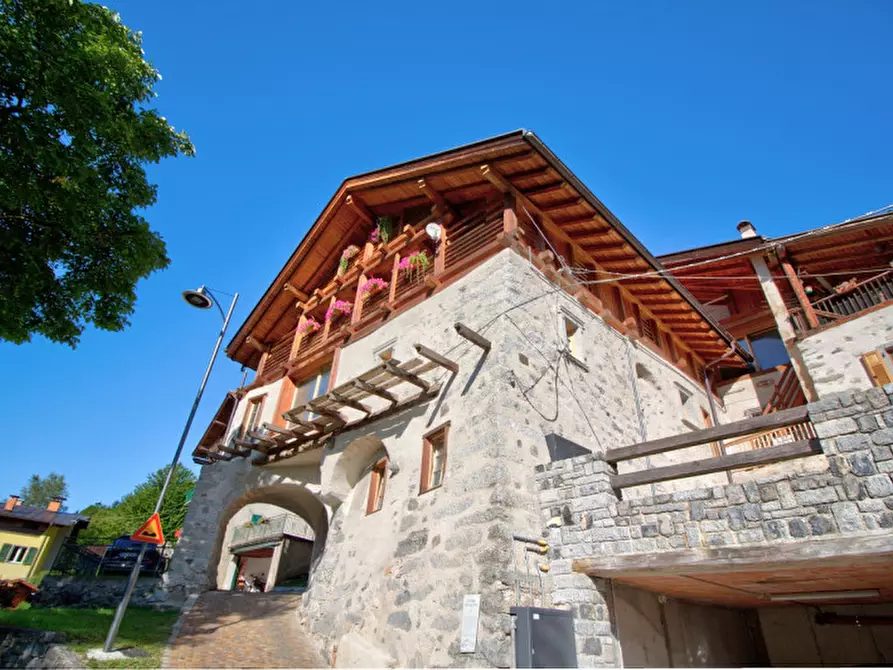 Immagine 14 di Appartamento in vendita  in Via Scaricle a Tre Ville