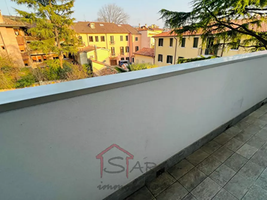 Immagine 16 di Appartamento in affitto  in Via Falloppio a Padova