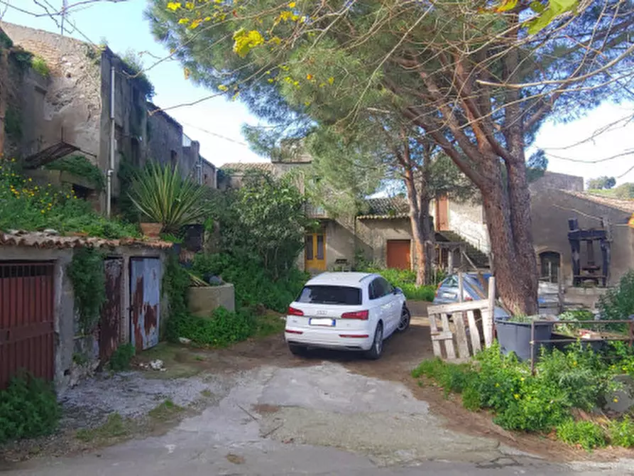 Immagine 2 di Casa indipendente in vendita  in VIA SAN GIOVANNI, 28 a Santa Lucia Del Mela