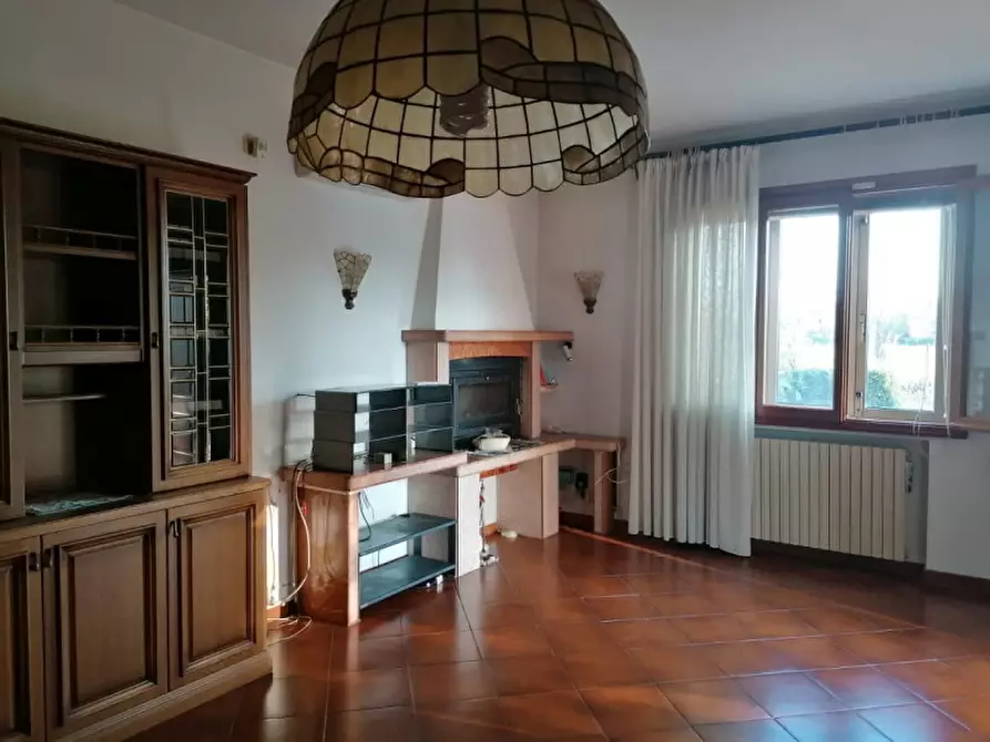 Immagine 1 di Casa bifamiliare in vendita  in Via Selve a Teolo