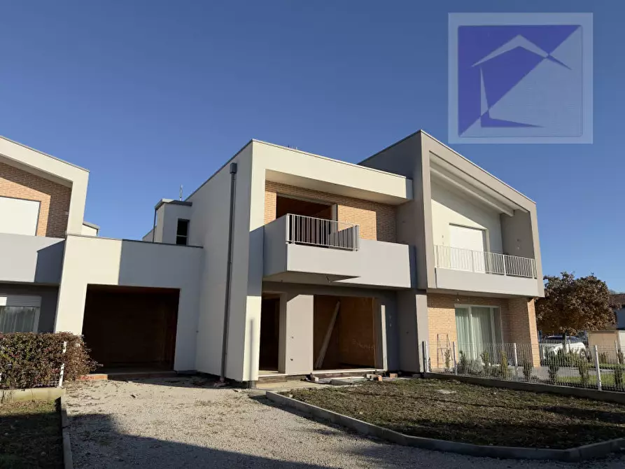 Immagine 1 di Casa quadrifamiliare in vendita  a Massanzago