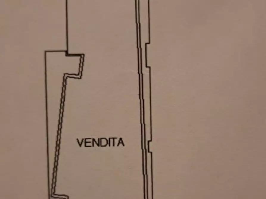 Immagine 9 di Negozio in affitto  in PONTE ALLE RIFFE a Firenze