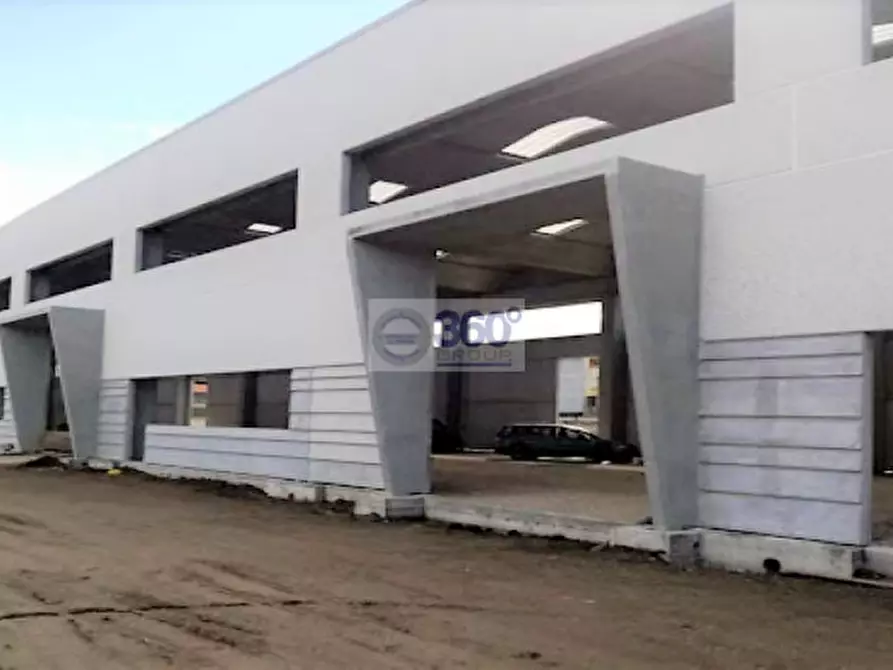 Immagine 2 di Capannone industriale in vendita  in VIA Primo Maggio a Rovato