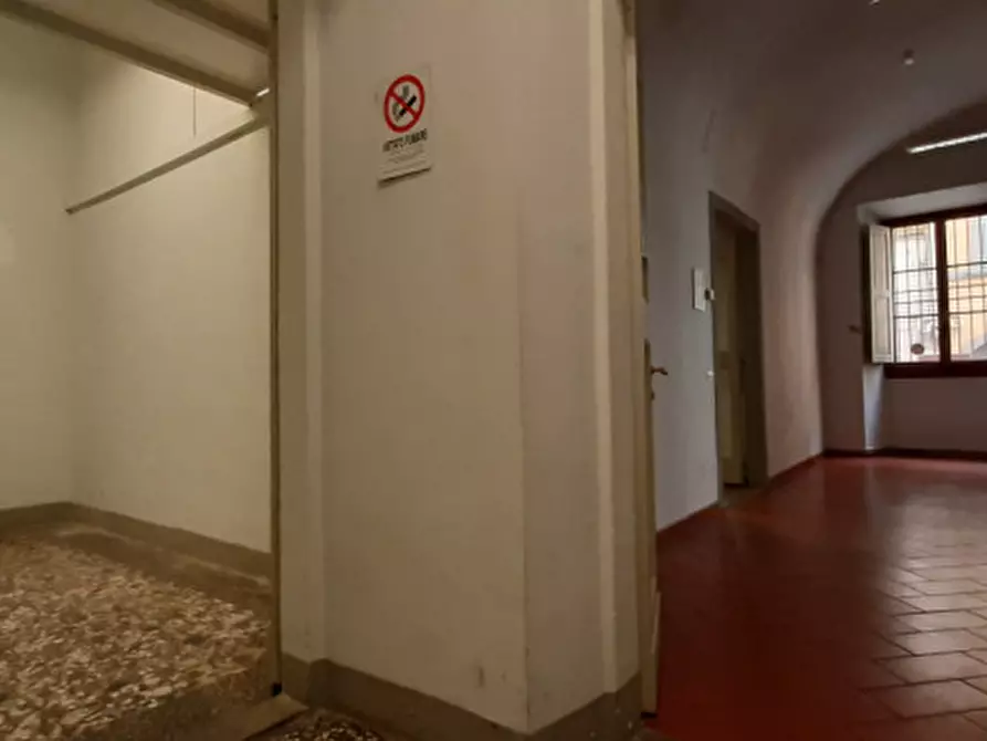 Immagine 10 di Ufficio in affitto  in BORGO PINTI a Firenze