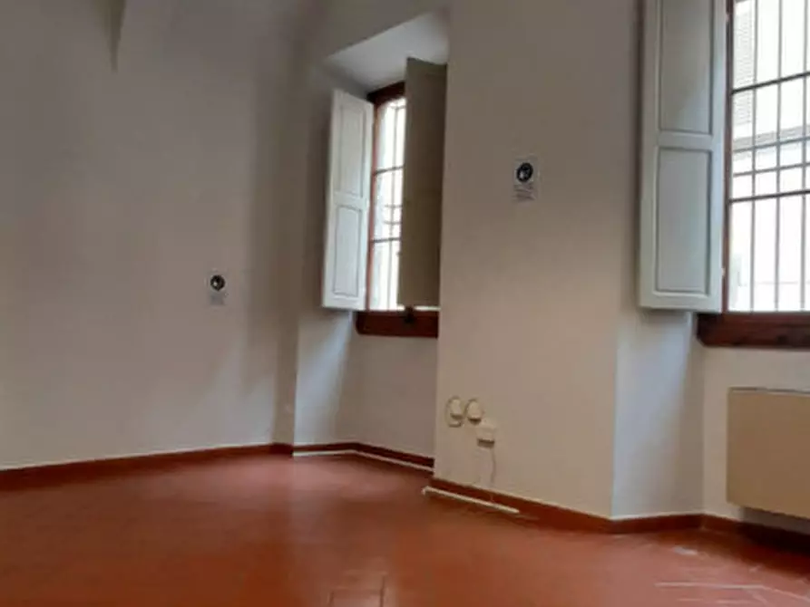 Immagine 12 di Ufficio in affitto  in BORGO PINTI a Firenze