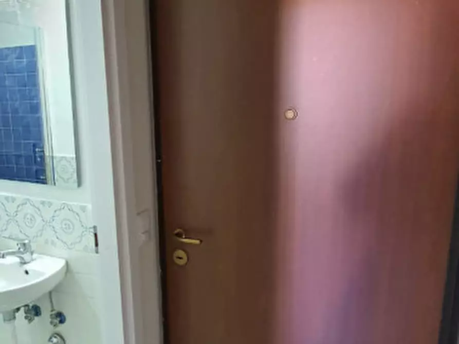 Immagine 1 di Appartamento in affitto  in Via Materdei 73 a Napoli