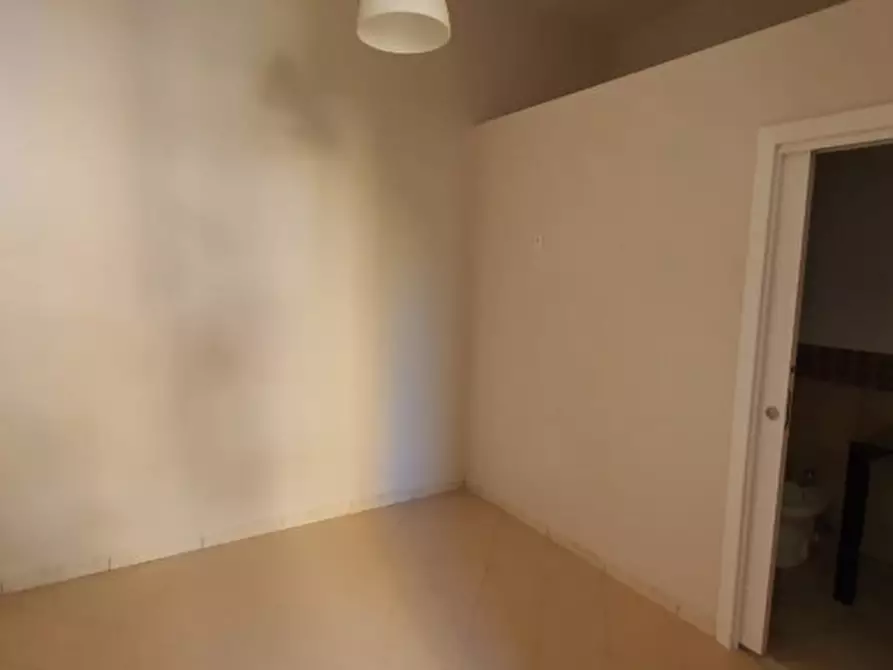 Immagine 17 di Appartamento in affitto  in Via Materdei 73 a Napoli