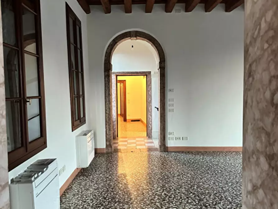 Immagine 26 di Palazzo in affitto  in Via Passalacqua 3 a Bassano Del Grappa