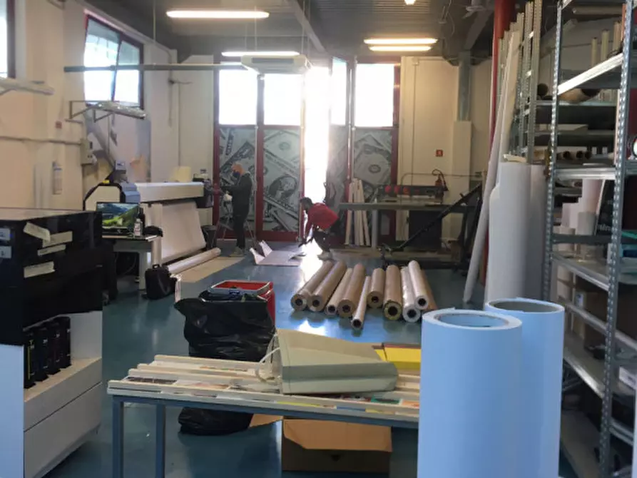 Immagine 3 di Magazzino in affitto  in via Cavllotti a Montesilvano