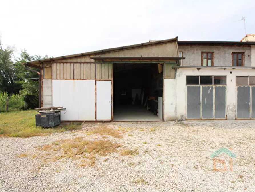 Immagine 19 di Casa bifamiliare in vendita  in Via dei Banduzzi 10/a a Bagnaria Arsa