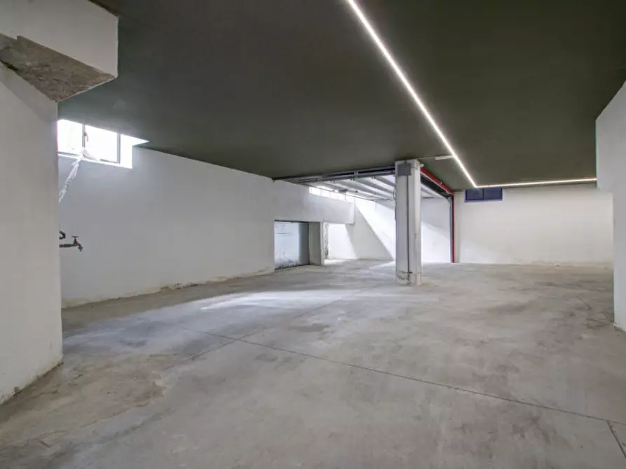 Immagine 6 di Garage in vendita  in Via Verdi 12 a Trento