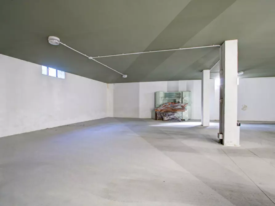 Immagine 9 di Garage in vendita  in Via Verdi 12 a Trento