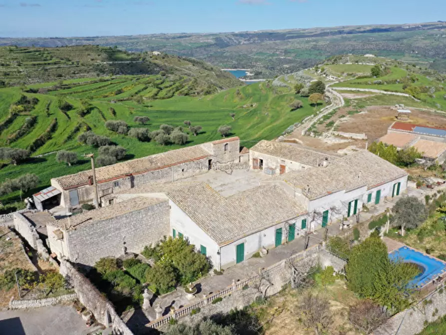 Immagine 3 di Villa in vendita  in VAL DI NOTO a Noto