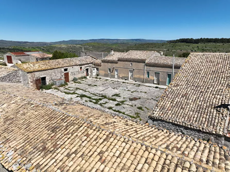 Immagine 3 di Villa in vendita  in VAL DI NOTO a Noto