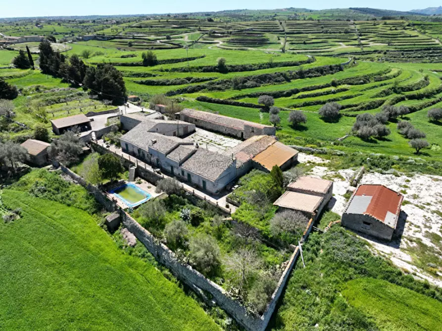 Immagine 8 di Villa in vendita  in VAL DI NOTO a Noto