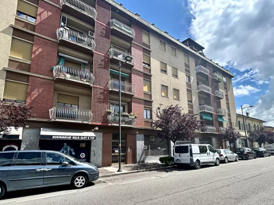 Immagine 1 di Appartamento in vendita  in Viale dei Caduti 18 a Legnago