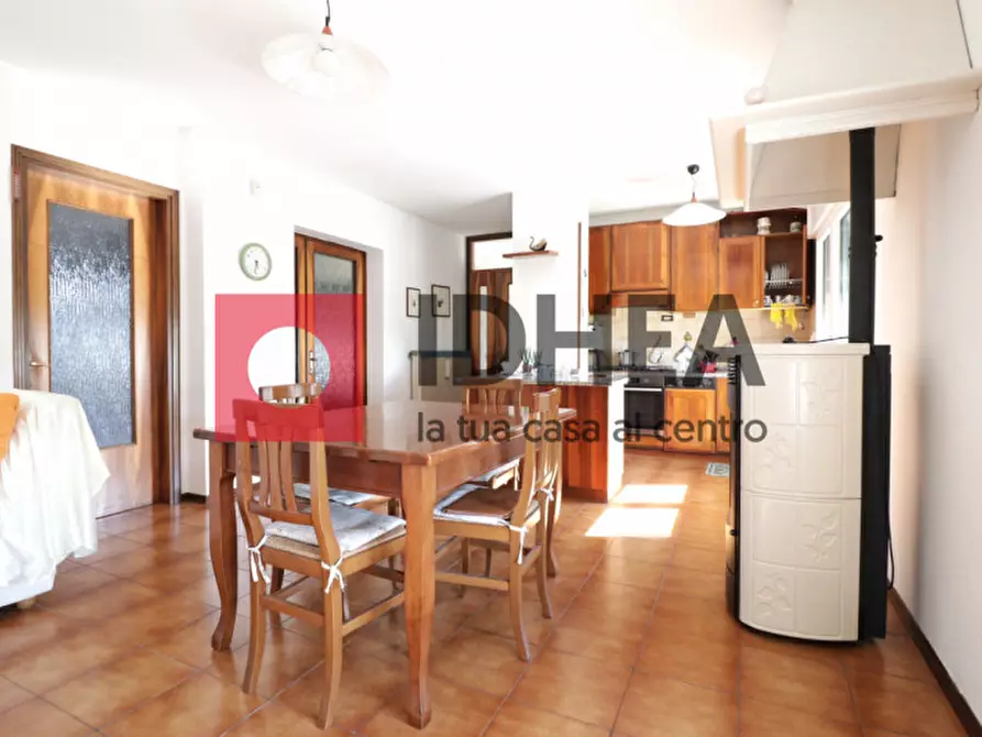 Immagine 8 di Villa in vendita  in VIA G.MARCONI a Villorba