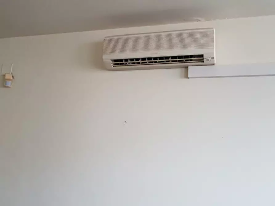 Immagine 10 di Ufficio in affitto  in Passaggio Fratelli Benelli a Pesaro