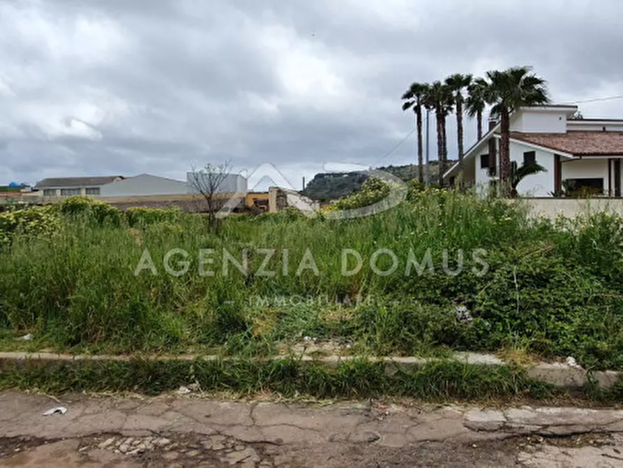 Immagine 1 di Terreno in vendita  in Via G. Pascoli a Alliste