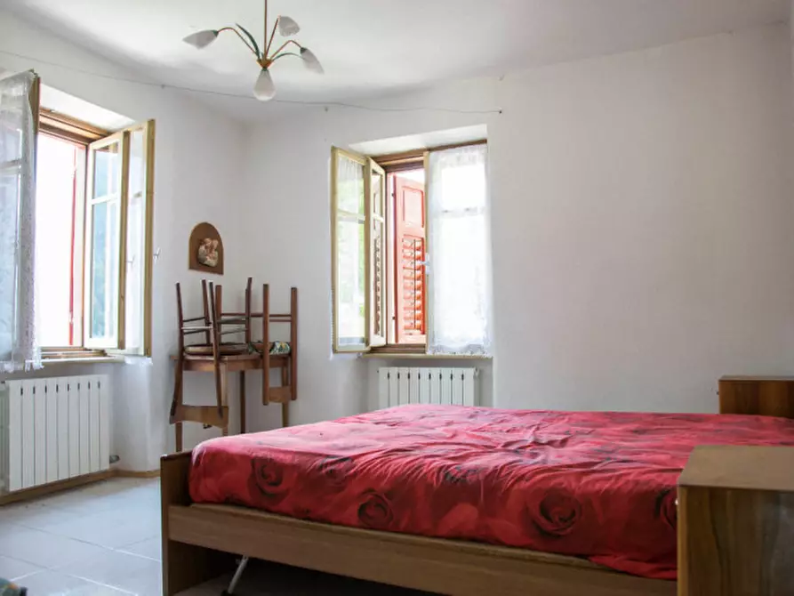 Immagine 8 di Appartamento in vendita  in Via per Roncio, n.5 a Mezzana