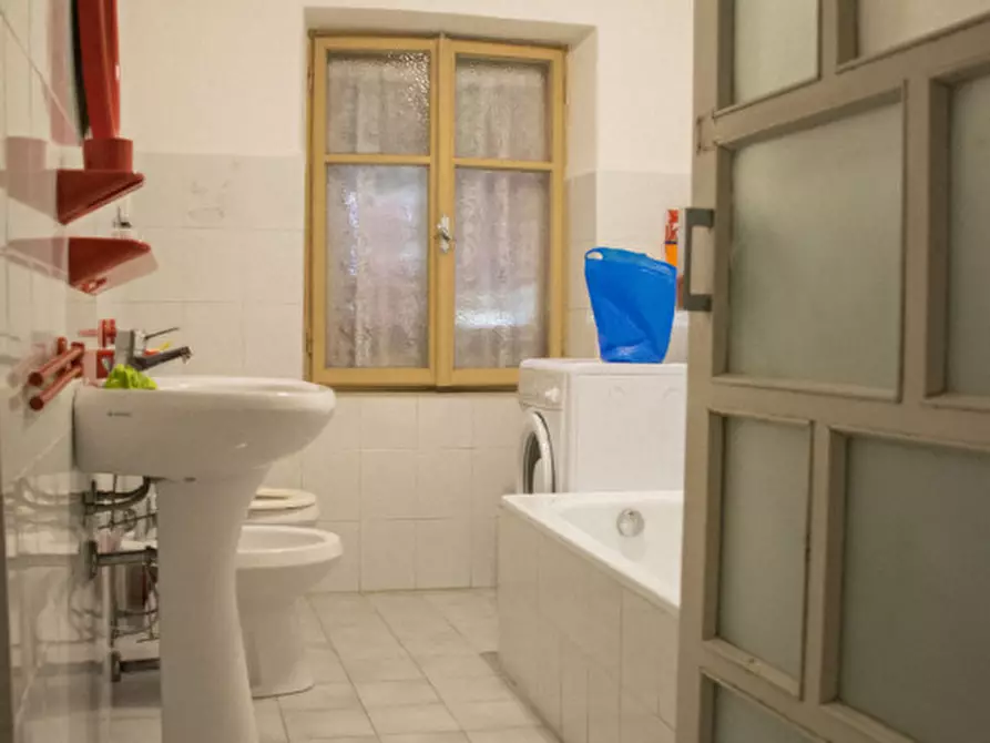 Immagine 15 di Appartamento in vendita  in Via per Roncio, n.5 a Mezzana