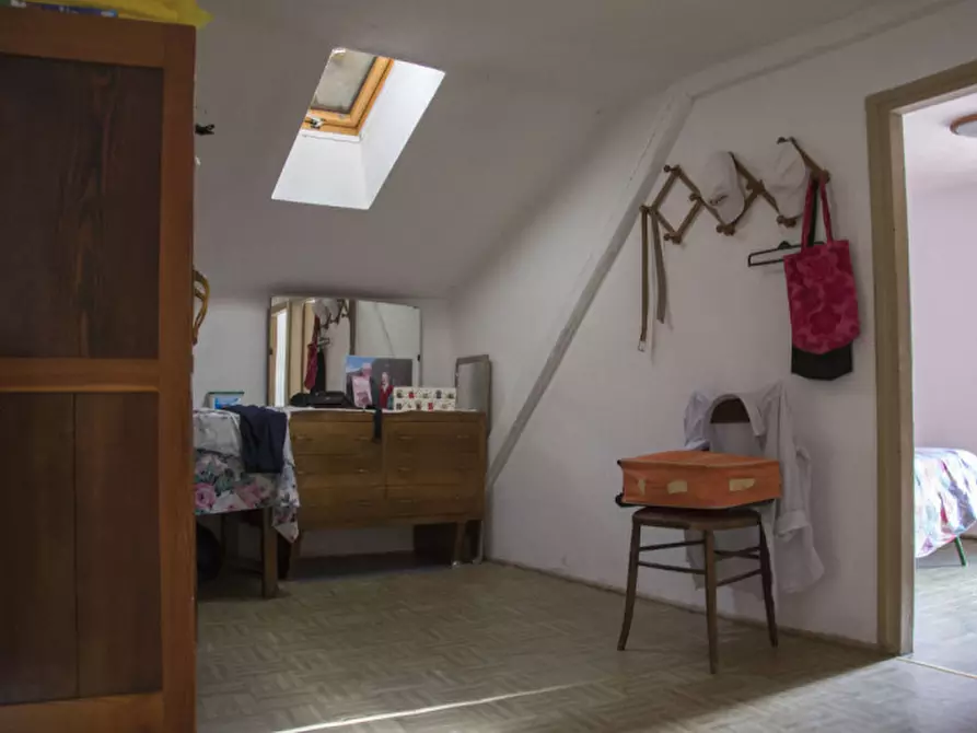 Immagine 22 di Appartamento in vendita  in Via per Roncio, n.5 a Mezzana