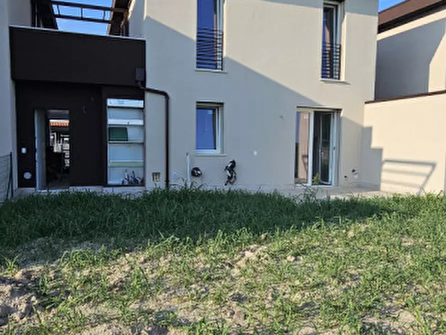 Immagine 8 di Villetta a schiera in vendita  a Ronco All'adige