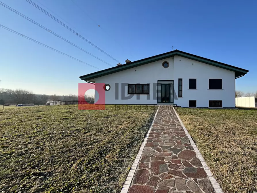 Immagine 2 di Casa indipendente in vendita  a Silea