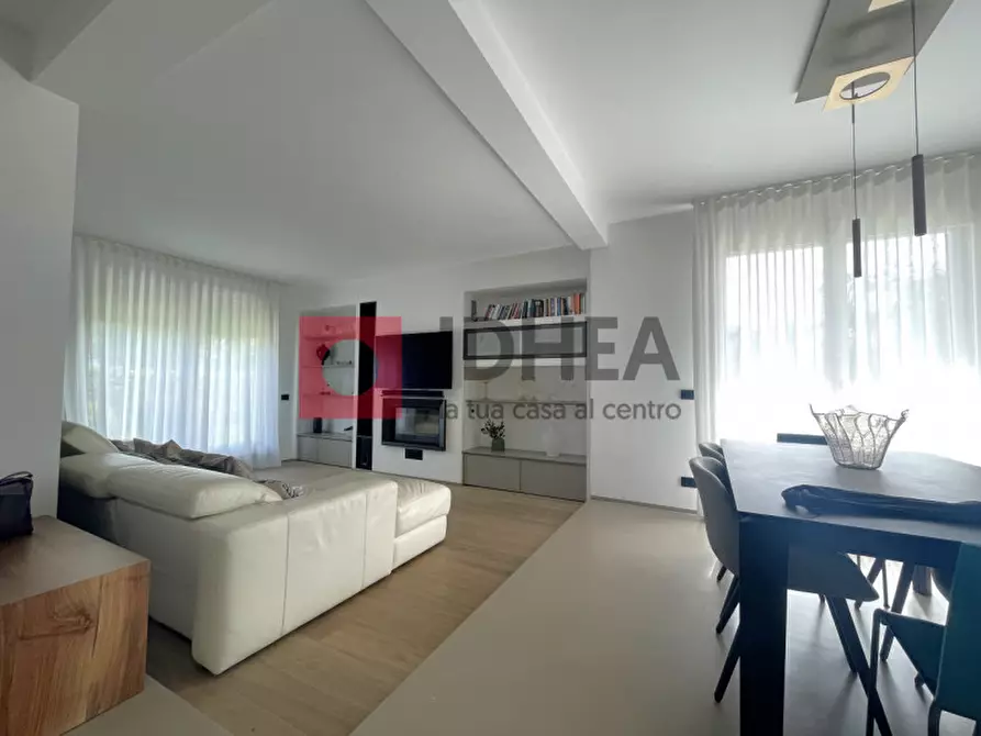 Immagine 4 di Villa in vendita  a Silea