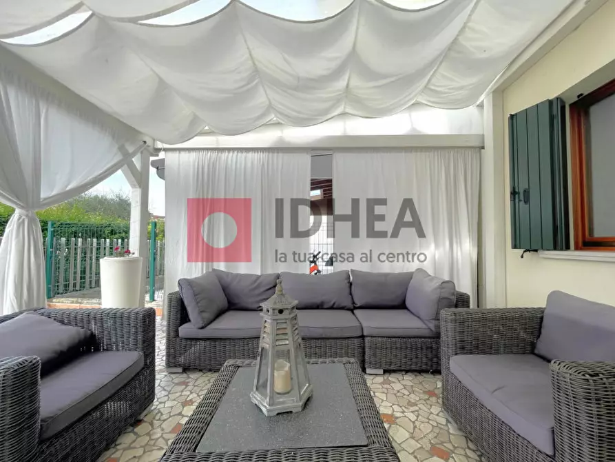 Immagine 12 di Villa in vendita  a Silea