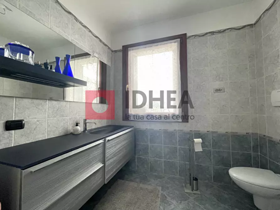 Immagine 28 di Villa in vendita  a Silea