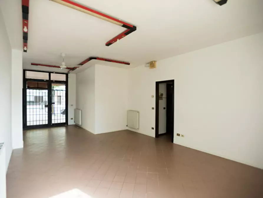 Immagine 2 di Negozio in affitto  in via dell'ippodromo a Padova