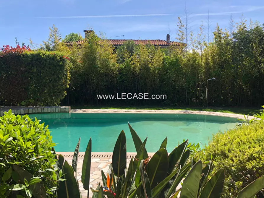 Immagine 34 di Villa in affitto  in via Matteotti a Forte Dei Marmi