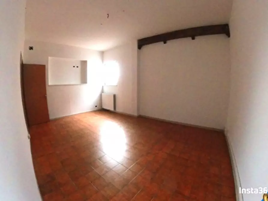 Immagine 2 di Magazzino in affitto  in Via del Salice a Terni