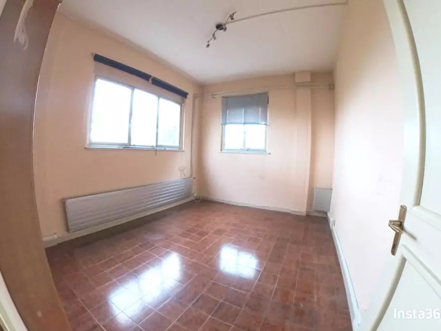 Immagine 14 di Magazzino in affitto  in Via del Salice a Terni