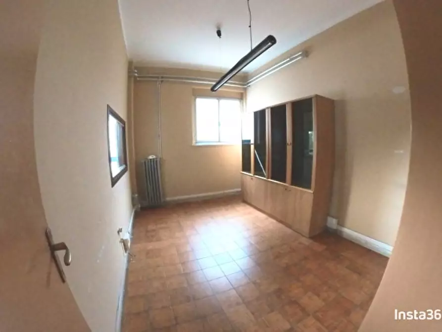 Immagine 16 di Magazzino in affitto  in Via del Salice a Terni