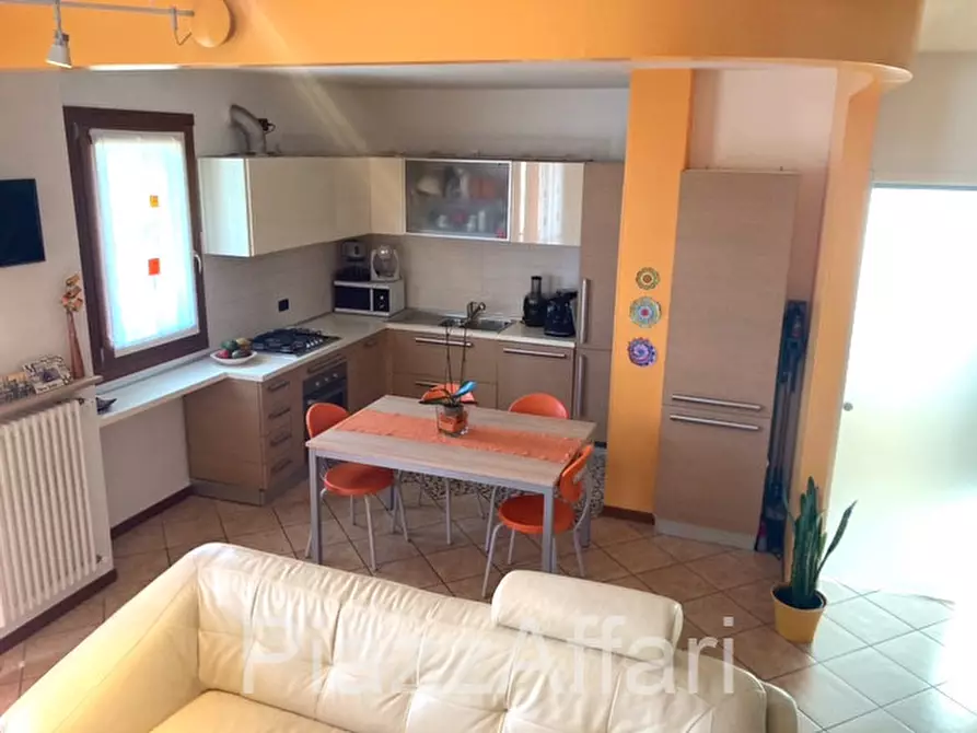 Immagine 5 di Appartamento in vendita  in Via Giuseppe Parini a Piove Di Sacco