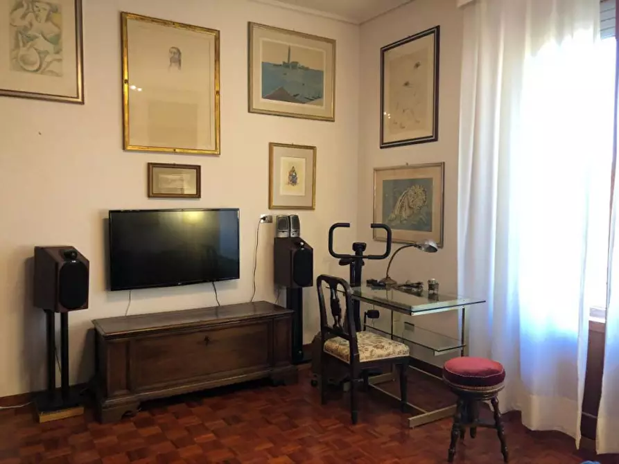 Immagine 13 di Appartamento in affitto  in VIA CAVALCANTI a Firenze