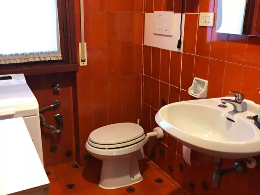 Immagine 16 di Appartamento in affitto  in VIA CAVALCANTI a Firenze