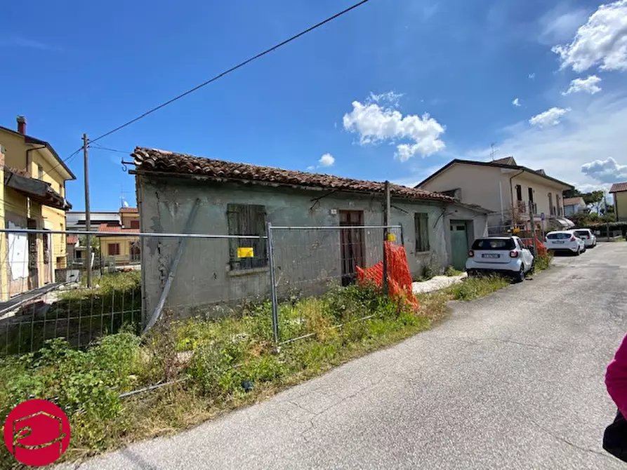 Immagine 1 di Casa indipendente in vendita  a Santarcangelo Di Romagna