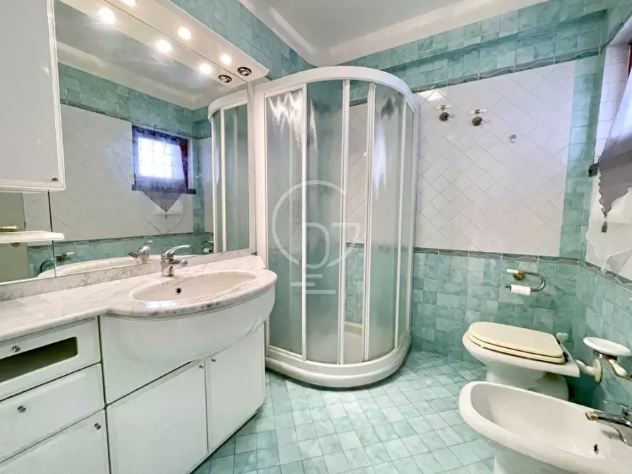 Immagine 18 di Appartamento in vendita  in Via San Cassiano a Padenghe Sul Garda