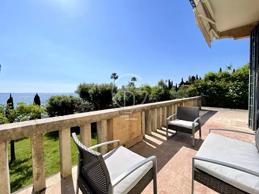 Immagine 2 di Appartamento in vendita  a Padenghe Sul Garda