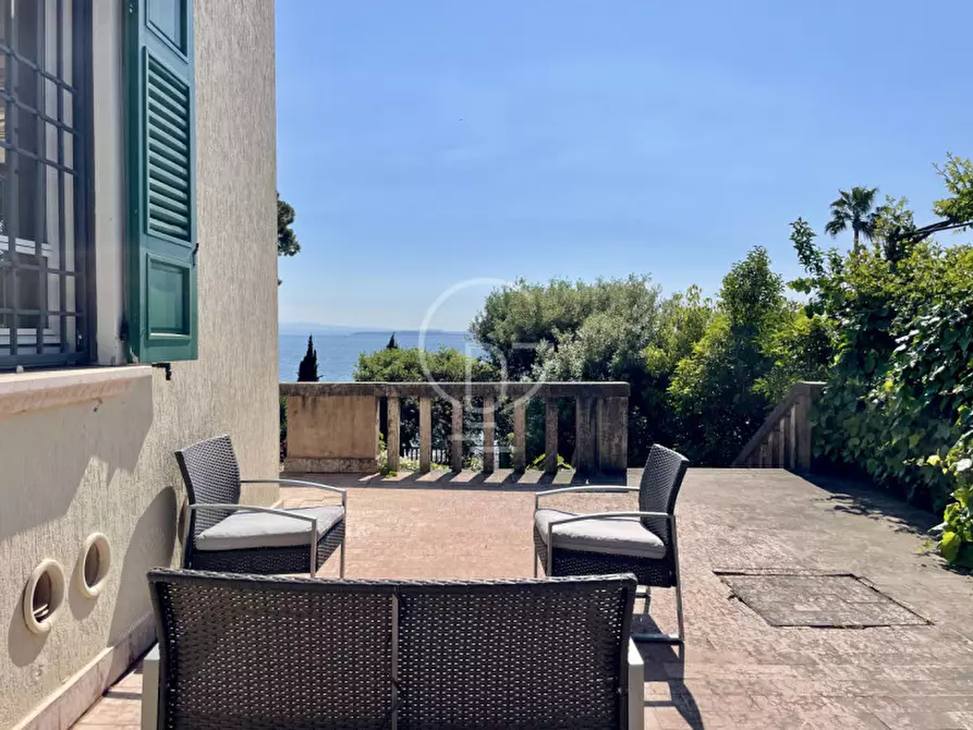 Immagine 3 di Appartamento in vendita  a Padenghe Sul Garda