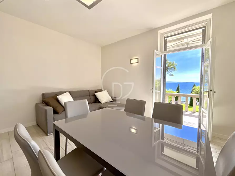 Immagine 10 di Appartamento in vendita  a Padenghe Sul Garda