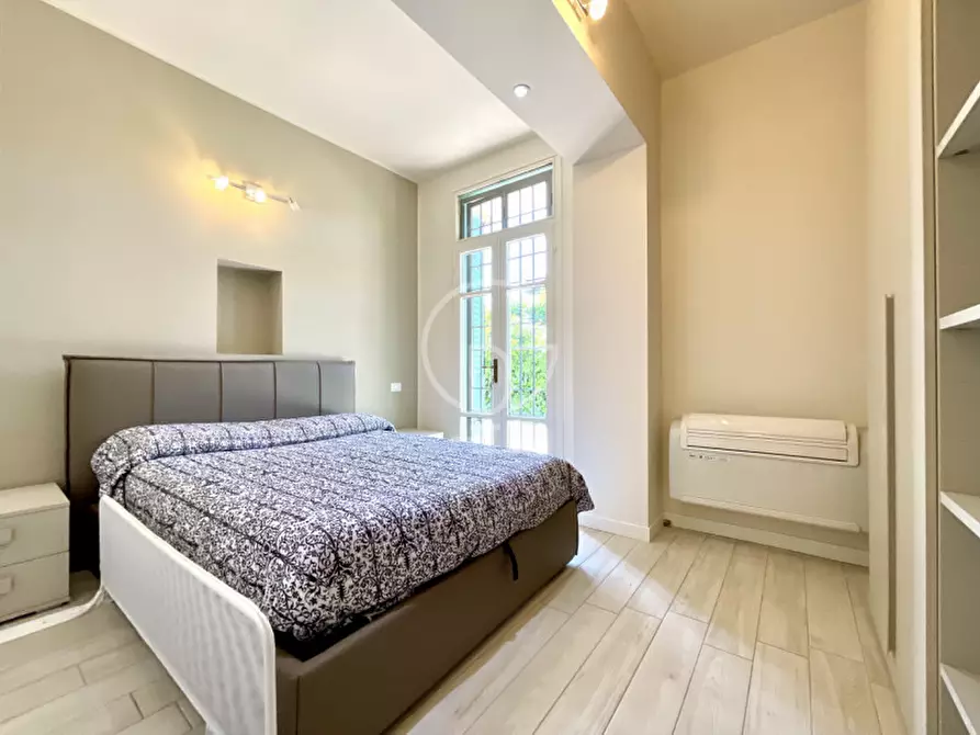 Immagine 20 di Appartamento in vendita  a Padenghe Sul Garda